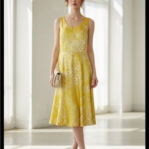 Brooks Brothers 100% Silk Yellow Floral Dress Lined Zip Sleeveless Luxury